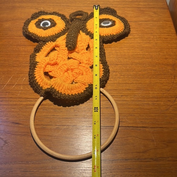 Handcrafted hand, crocheted owl, with googly eyes towel ring holder - Picture 13 of 13